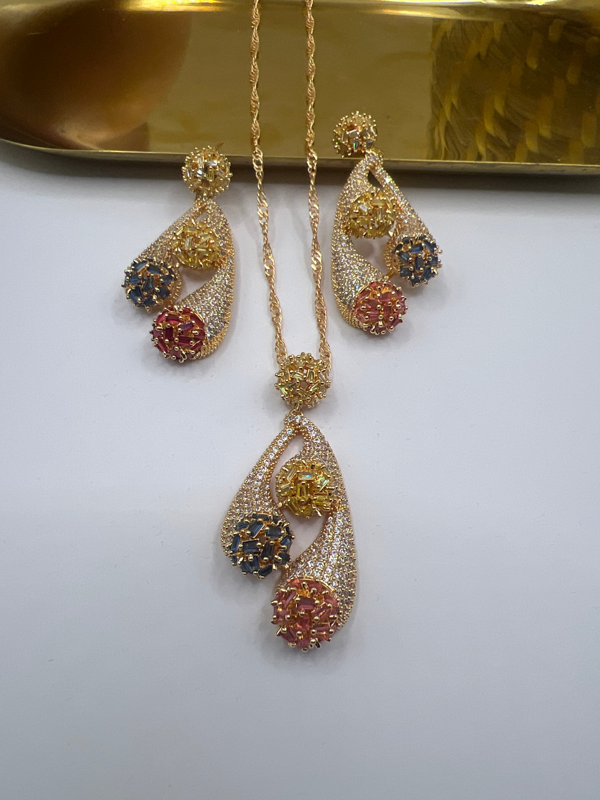 Premium glass coloured jewellery set