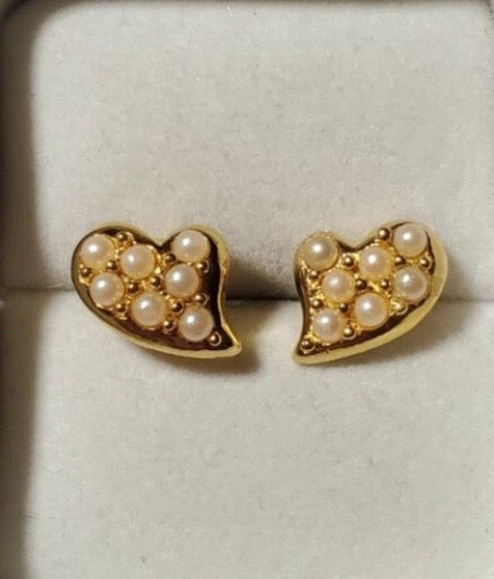 Heart - Shaped Pearl Studs Earrings