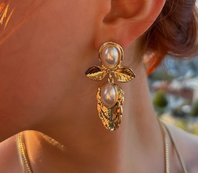 Royal BaroqUe Drop Figurine Earrings