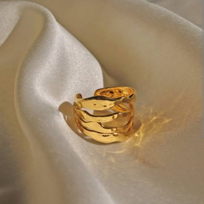 Layers Ring