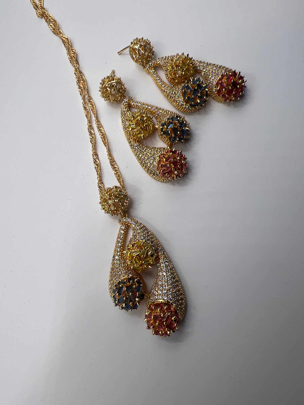 Premium glass coloured jewellery set