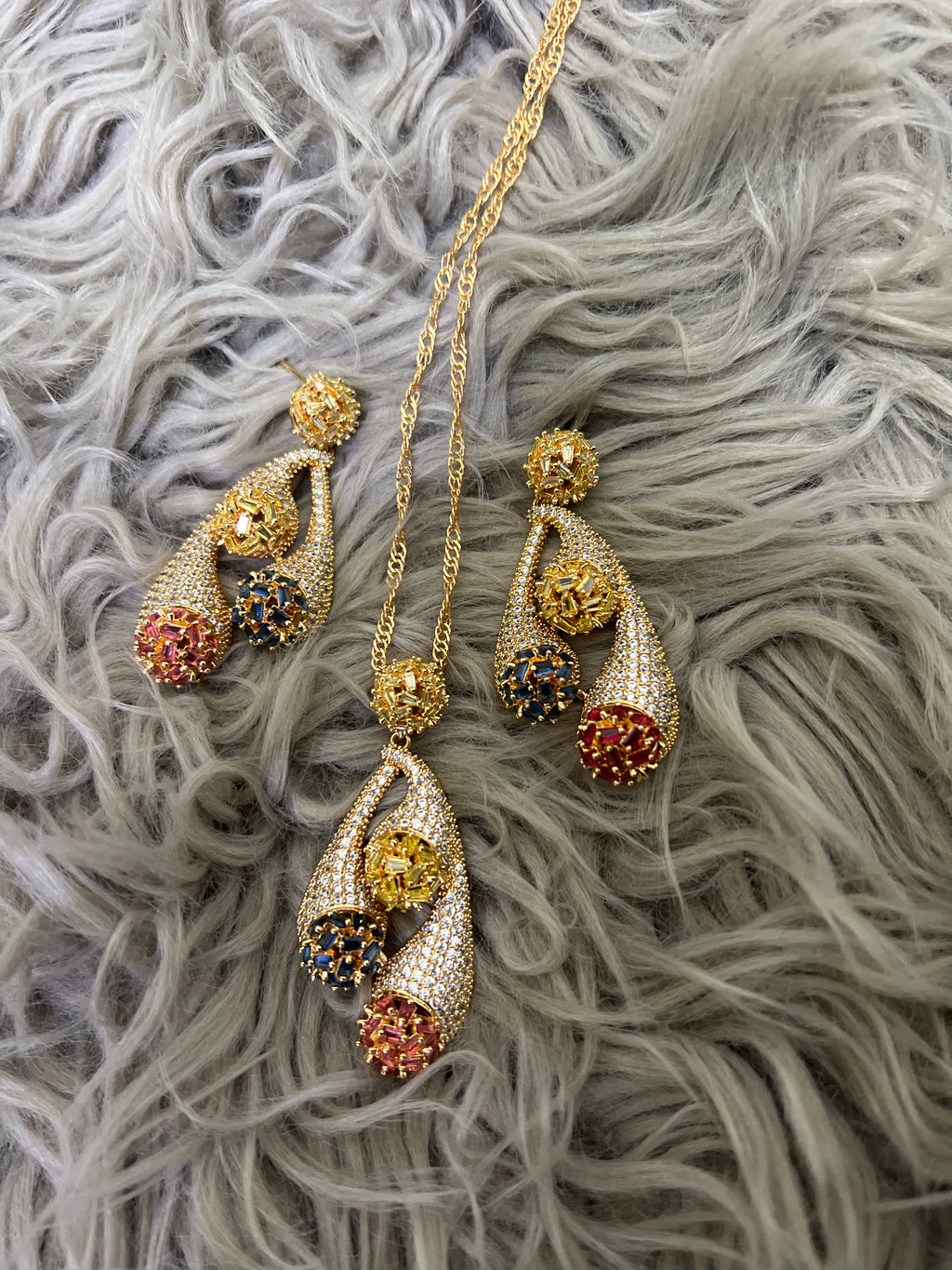 Premium glass coloured jewellery set