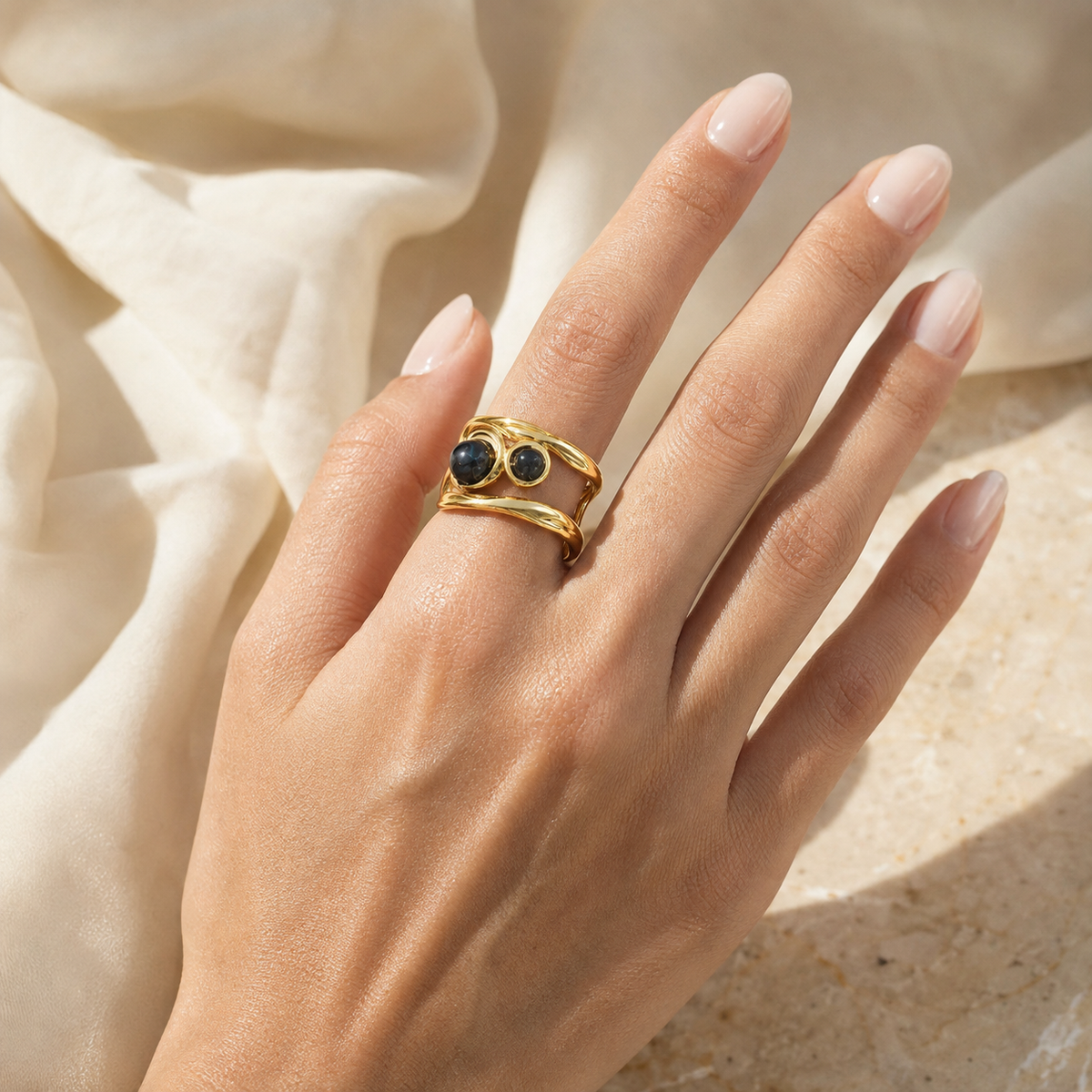 layred  black ring