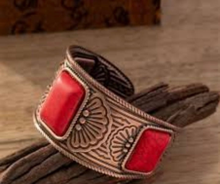 Red marble and bronze handcuff