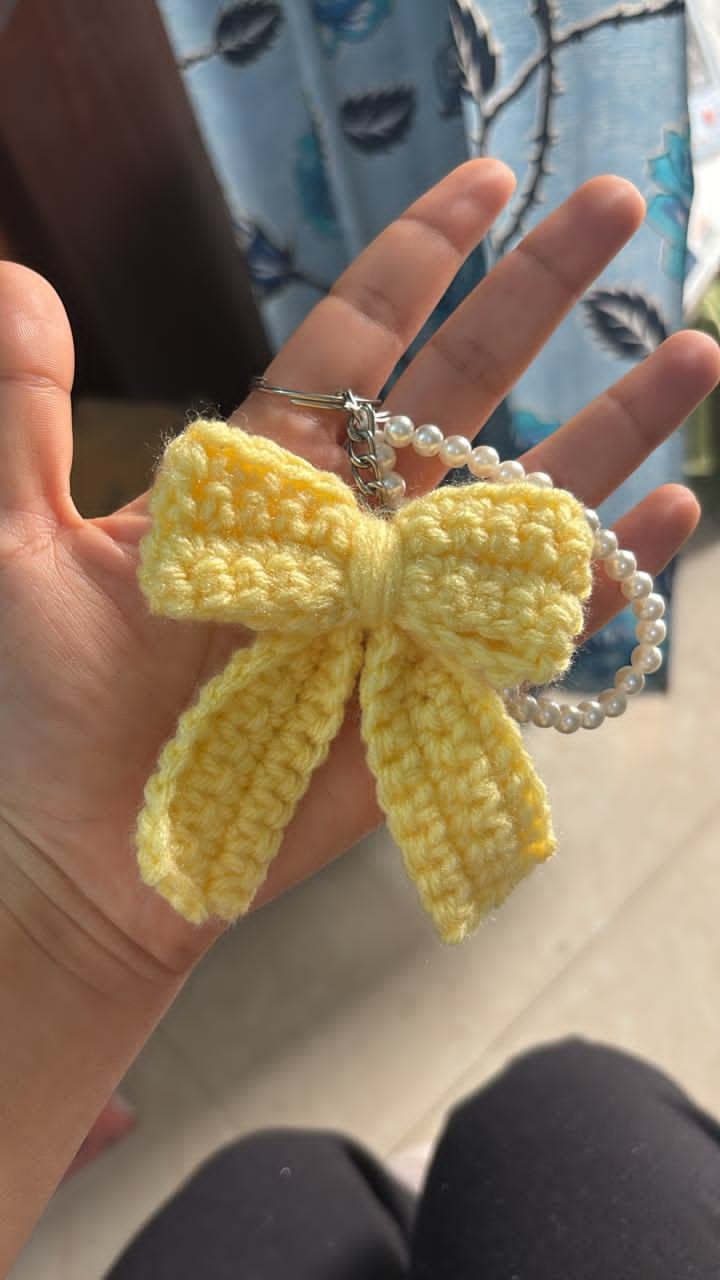 crochet bow keychain