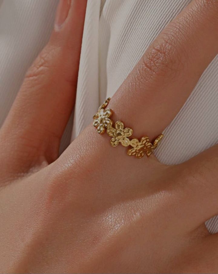 flower ring