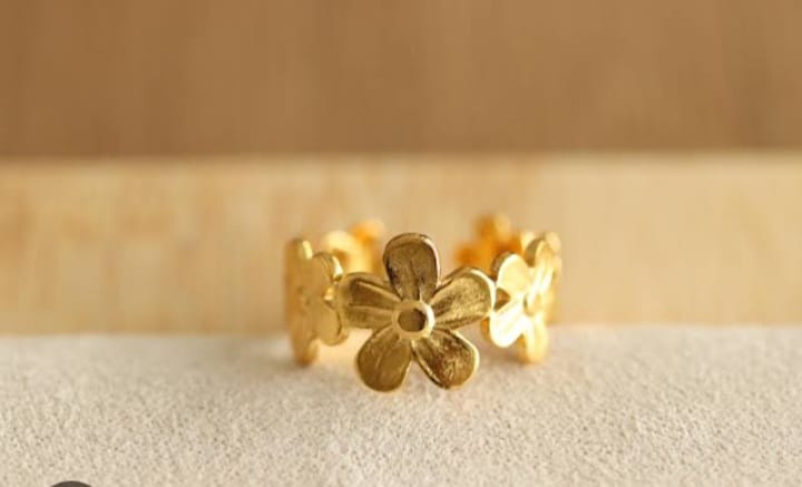 gold flower ring