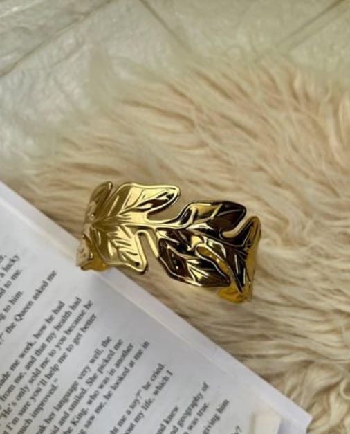 leaf ring
