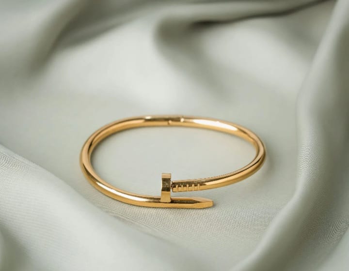 golden adjustable braclet
