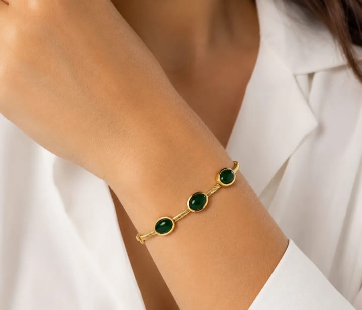green stone braclet