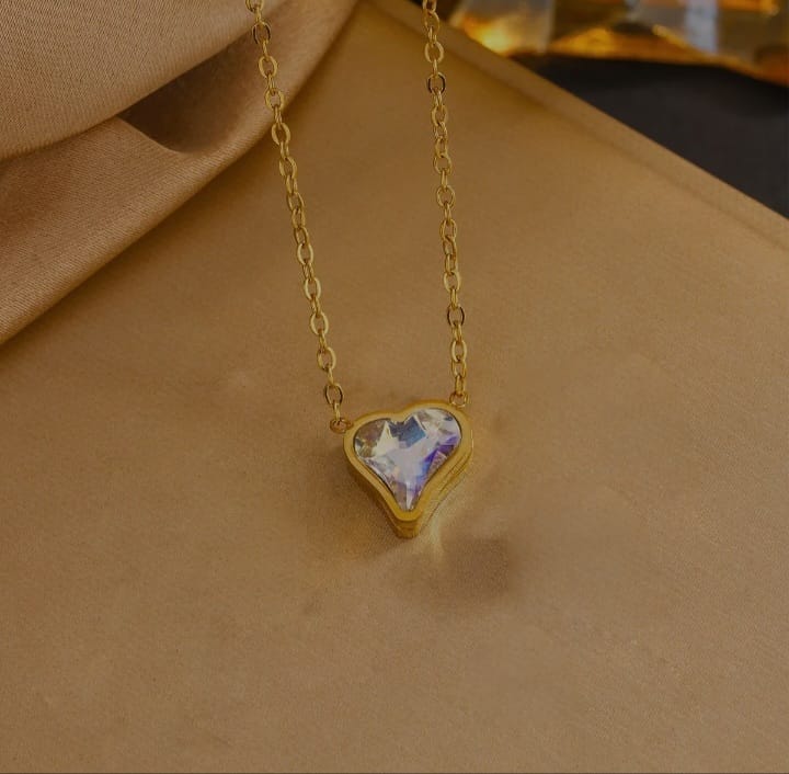 golden heart necklace