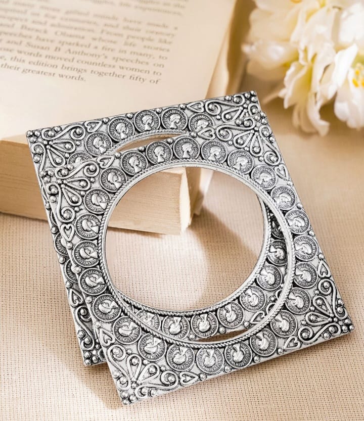silver vintage braclet