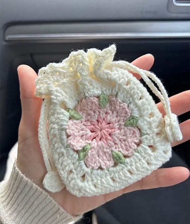 crochet pouch