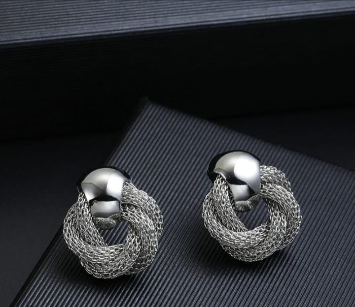 silve net vintage curvy earings