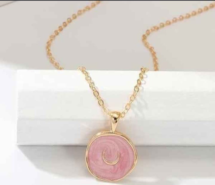 peach stary necklace
