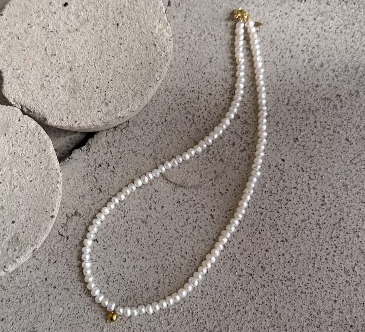 pearls necklace