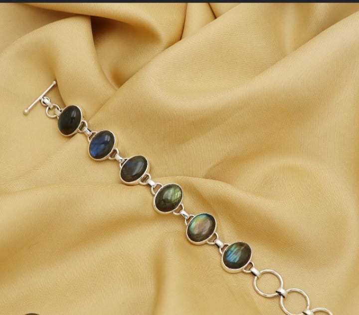 green crystal premium braclet