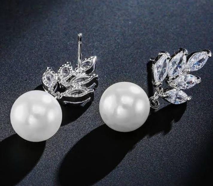 stone n pearl earings