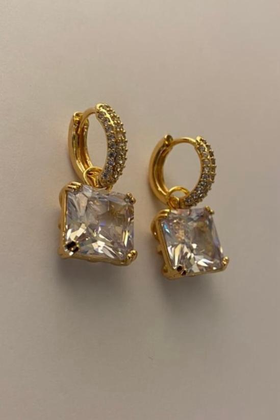 stone transparent golden earings