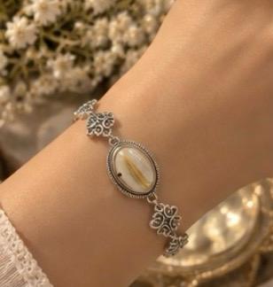 crystal vintage braclets