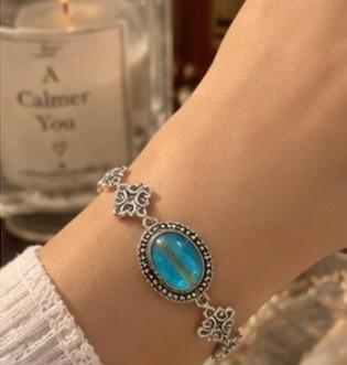 crystal vintage braclets