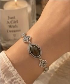 crystal vintage braclets