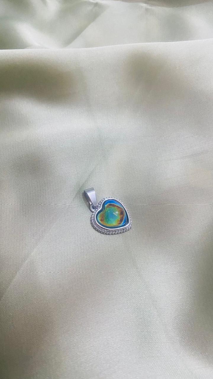 Color Changing Charm
